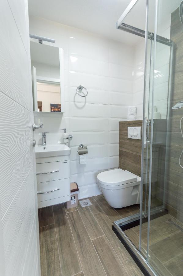 Montekarlo Na Drini Bed & Breakfast Mali Zvornik Екстериор снимка